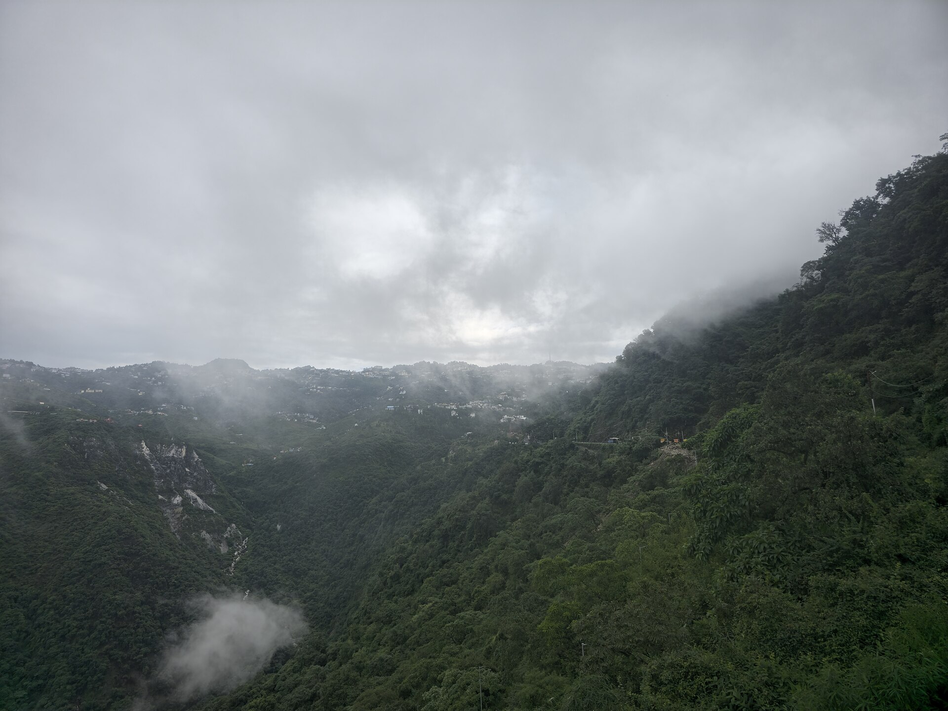 Mussoorie hill station above the Doon Valley